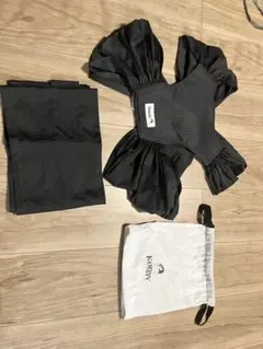 KONNY 抱っこ紐 ブラック Sサイズ 収納袋付き