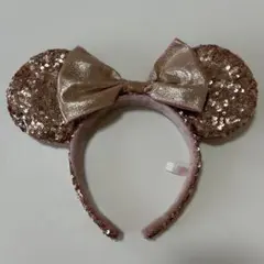 【美品】ディズニー カチューシャ スパンコール　ピンク