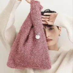 【新品、未使用】トートバッグ チャーム付き ラメ　ニット