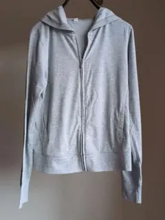 ユニクロ　UNIQLO ライトグレー パーカー M　フルジップ