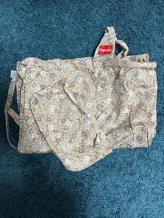 授乳ケープ　花柄　ポーチ付き　エスメランダ