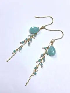 ☆天然石アマゾナイトの揺れるピアス(サージカルステンレスフック）