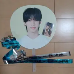 TWSドフン　FCメンシプ会場限定トレカ24/7:WITH:US ツアー うちわ