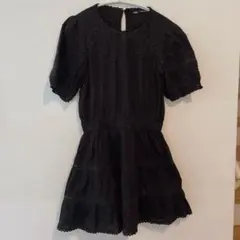 Item thumbnail for item ba004526-1f32-4f51-95a1-318f16ad44a9