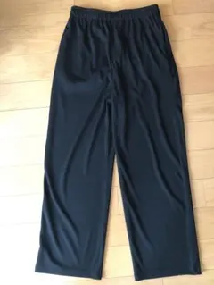 【新品・未着用】CINEMACLUB テレコストレートパンツ ブラック Lサイズ