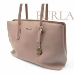 【フルラ】【FURLA 】A4 レザー　トートバッグ　ロゴチャーム　美品