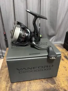 シマノ　24 ヴァンフォード　C2500SXG 美品のサムネイル
