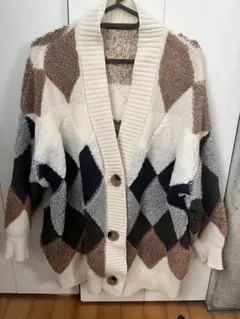 アイボリー ブラウン ネイビー グレー ダイヤモンドパターン ニットカーディガン