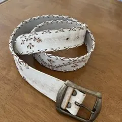 ホワイト編み込みベルト