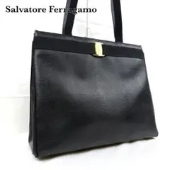美品✨サルヴァトーレフェラガモ　ヴァラリボン トートバッグ　肩掛け　黒　A4収納