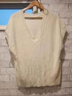 GLOBAL WORK　ニットベスト　アイボリー