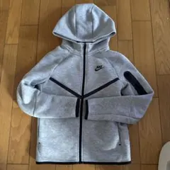 Nike tech fleece