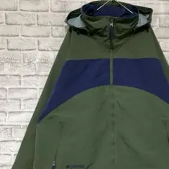 コロンビア　マウンテンパーカーカーキ中綿　2XL ロゴ刺繍アウトドア0205