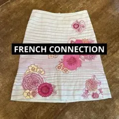FRENCH CONNECTION　お花モチーフアップリケ&刺繍　膝丈スカートのサムネイル