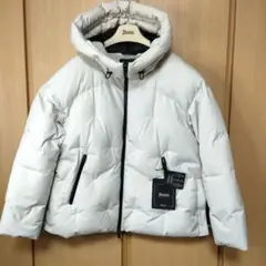 2026年最新】ヘルノ 44 ダウンの人気アイテム - メルカリ