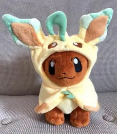 新品タゲ付き⭐️ポケモンセンター限定⭐️ぬいぐるみ　イーブイ リーフィア　ポンチョ 新品タゲ付き⭐️ポケモンセンター限定⭐️ぬいぐるみ イーブイ