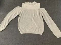オフショルダー 長袖 ニット グレーのサムネイル