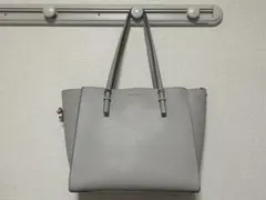 チャールズアンドキース グレー クラシックダブルハンドルトートバッグ