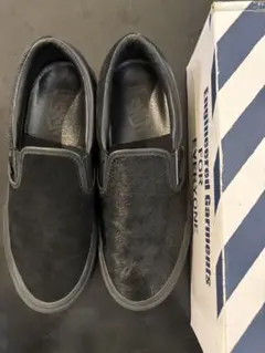 【美品】エンジニアードガーメンツ×バンズ　 コラボ　スリップオン　黒　26.5