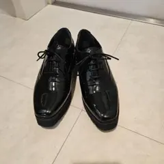 ブラック 厚底エナメルローファー