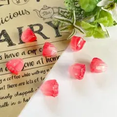 【1723】アクリルビーズ チューリップ 6個 350円