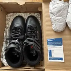 【-4/19】Reebok Classic レディース スニーカー24.0cm