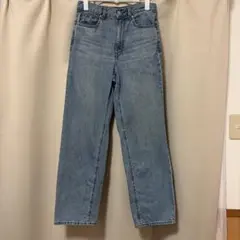 GU ライトブルー ストレートデニム
