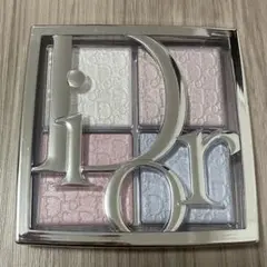 DIOR バックステージ グロウ マキシマイザーパレット 02