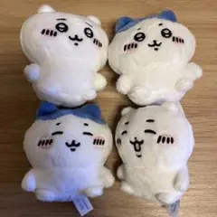 ガチャガチャ　ちいかわ　おすわりぬいぐるみ　4種　ちいかわ　ハチワレ