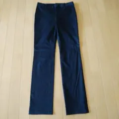 ユニクロ　UNIQLO　パンツ　ストレート　黒　S　黒