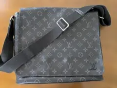 LOUIS VUITTON モノグラムエクリプス メッセンジャーバッグのサムネイル
