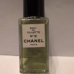 2026年最新】シャネルno.19の人気アイテム - メルカリ