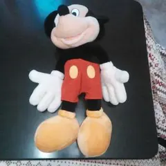 ディズニーの特大ミッキーマウスのぬいぐるみ