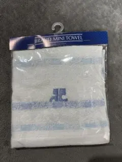 新品❣️クレージュ　ハンカチタオルのサムネイル