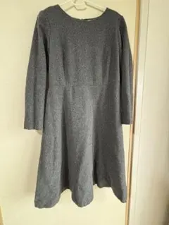 グレー ラメ入り Aラインワンピース 長袖