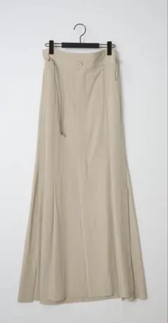 新品UJOHタグ付ZIPロングSKT /U742-507-200のサムネイル