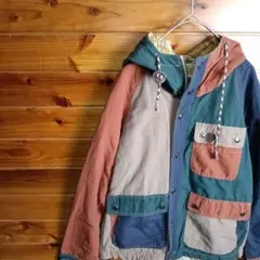 マウンテンパーカー　リバーシブル　クレイジーパターン　ユニセックス　ネイティブ柄