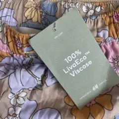 新品　 H&M 花柄ロングパンツ 100% LivaEco™ Viscose