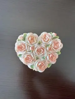 ハート型バラ装飾小物入れ