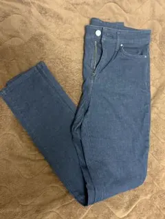 Item thumbnail for item 6bf110f3-833e-4e3e-9f13-ddc62a1d88bb