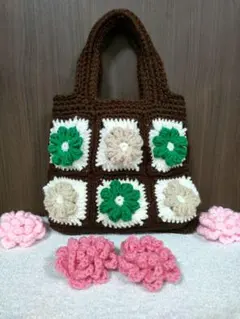 お花モチーフバッグ　ハンドメイド