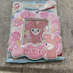 TWICE MOVELY キーホルダー ピンク