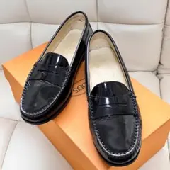 2025年最新】Tod's レディース ローファー・革靴の人気アイテム