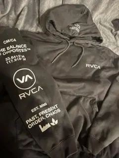 【RVCA】フード付きパーカー M