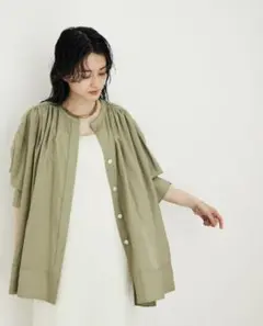 【未使用】バックリボンチュニックシャツ　アダムエロペのサムネイル