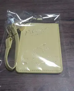 ポケモンセンター限定！ シングルパスケース ピカチュウ リール付き 新品