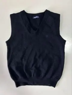 値下げ　 familiar Vネックベスト　ニット　150サイズ