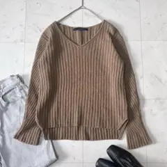 美品 フレームワーク カシミヤ混ナナメリブ袖Vネックプルオーバー ふわふわ 茶系