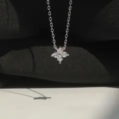 b*d様 【匿名発送】お花 フラワー クローバー ネックレス ジルコニア