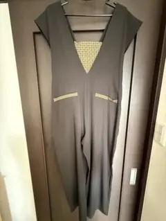 ブラック Vネック オールインワン